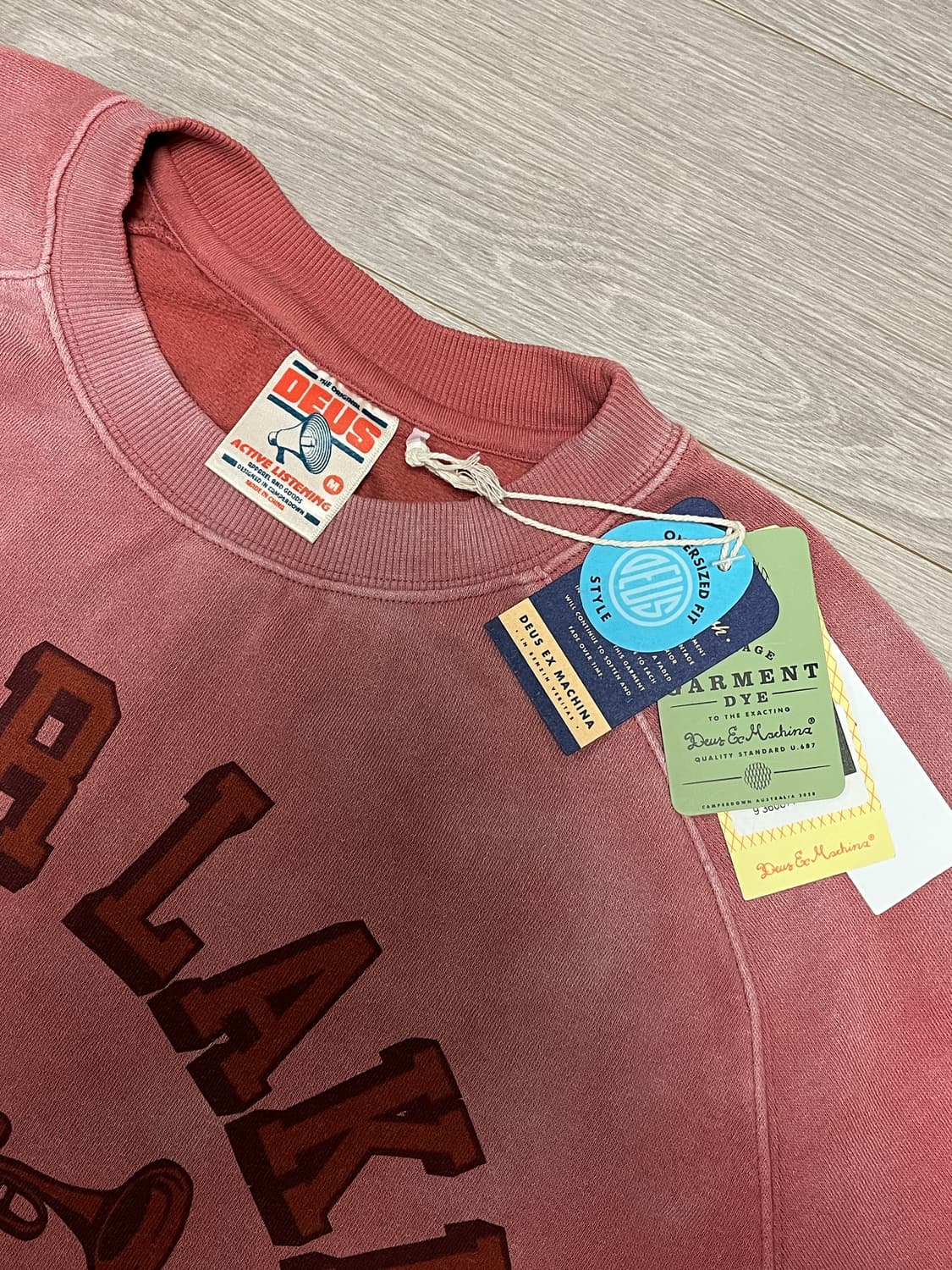 (새상품) 데우스 엑스 마키나 가먼트다잉 데빌 맨투맨 스웻셔츠 상품이미지5