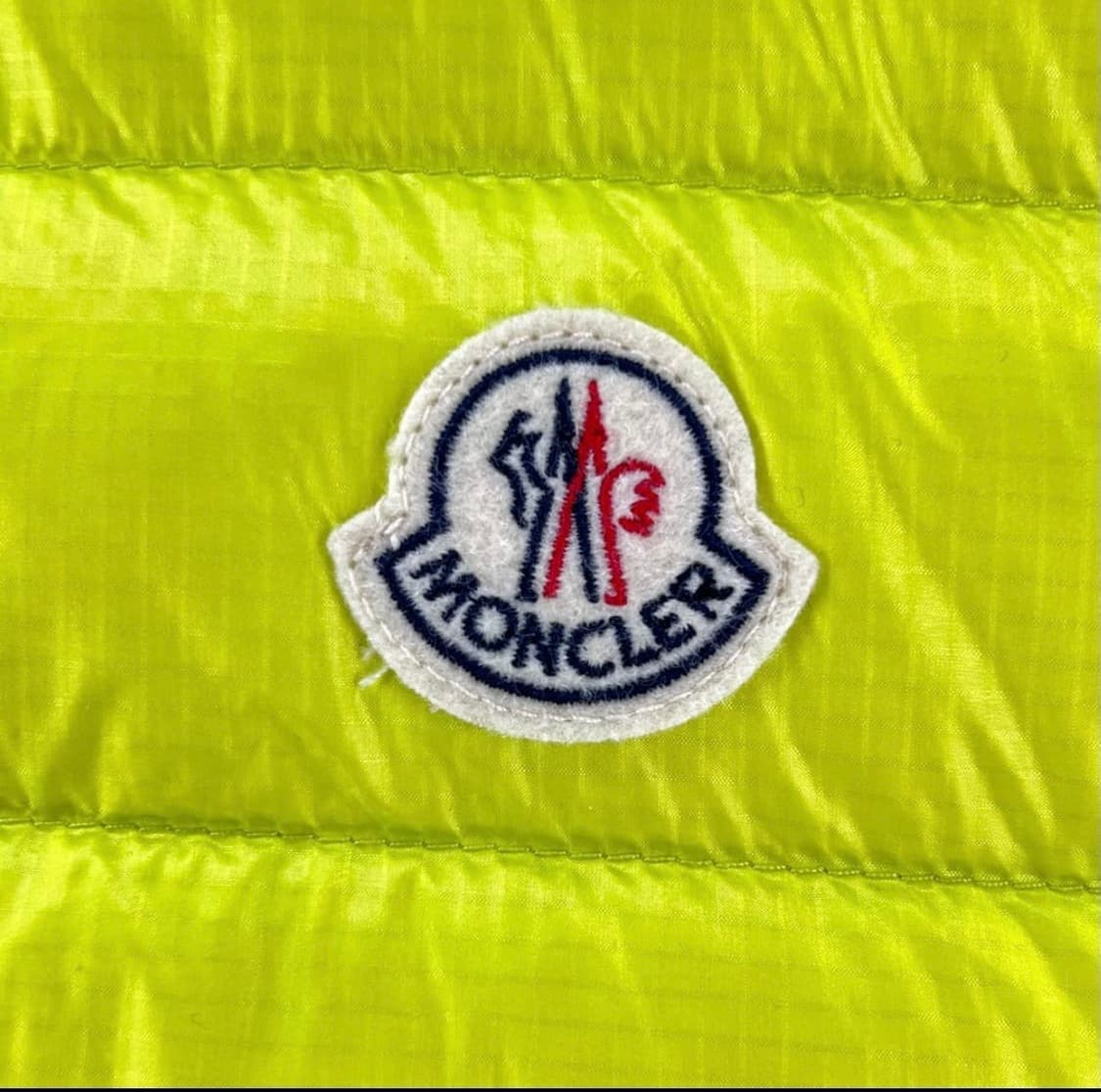 몽클레어 지앙 후드 다운 경량 베스트집업 ㅡ 105사이즈 상품이미지7