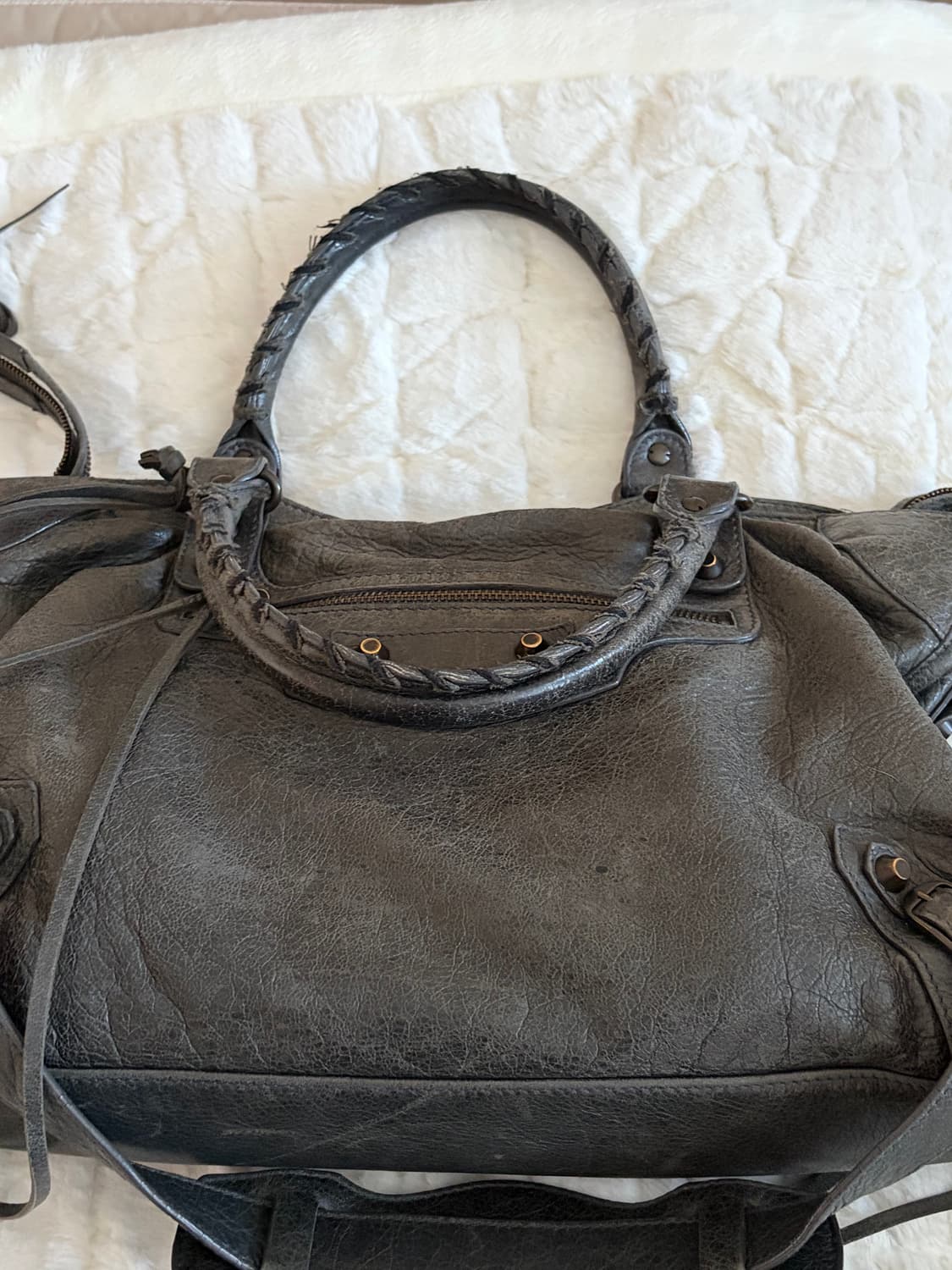 발렌시아가 모터백 다크 그레이 상품이미지4