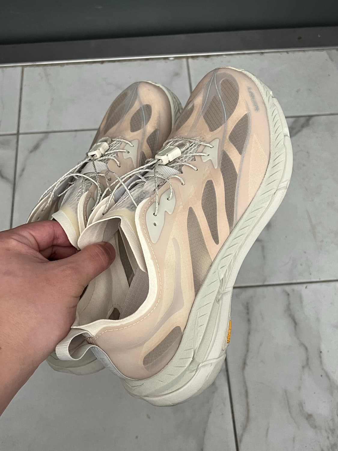 호카 새티스파이 마파테 스피드 4 라이트 본 상품이미지2