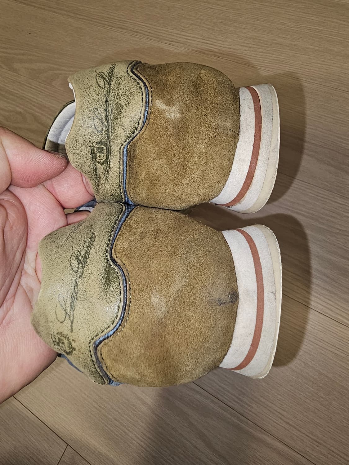 로로피아나 스니커즈 운동화 상품이미지2