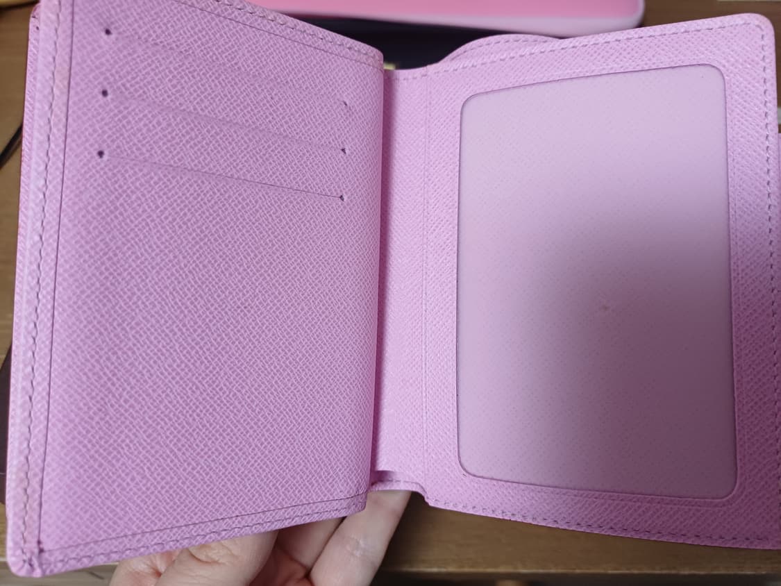 (정품 거의새거)루이비통 무라카미 타카시 멀티컬러 지갑 상품이미지3