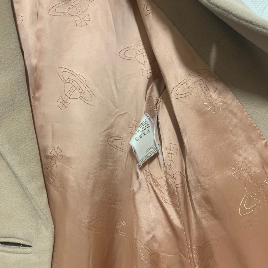 viviennewestwood 스카프가 달린 코트 상품이미지8