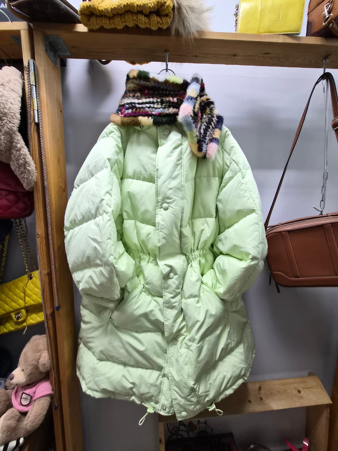 art is over 아트이즈오버 오버핏 라임푸퍼 패딩 상품이미지7