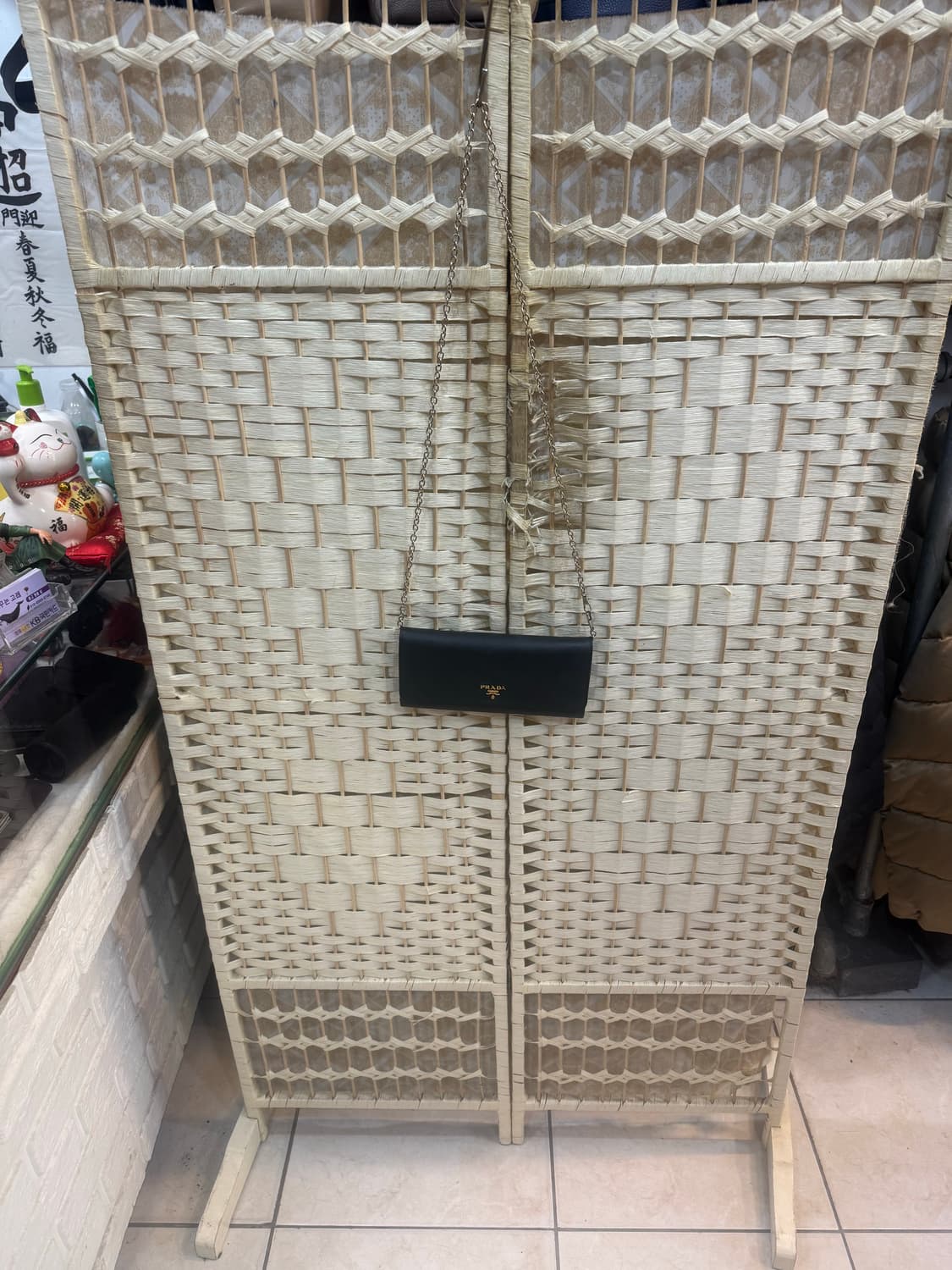 정품 프라다 사피아노 체인 크로스백 팝니다 상품이미지1