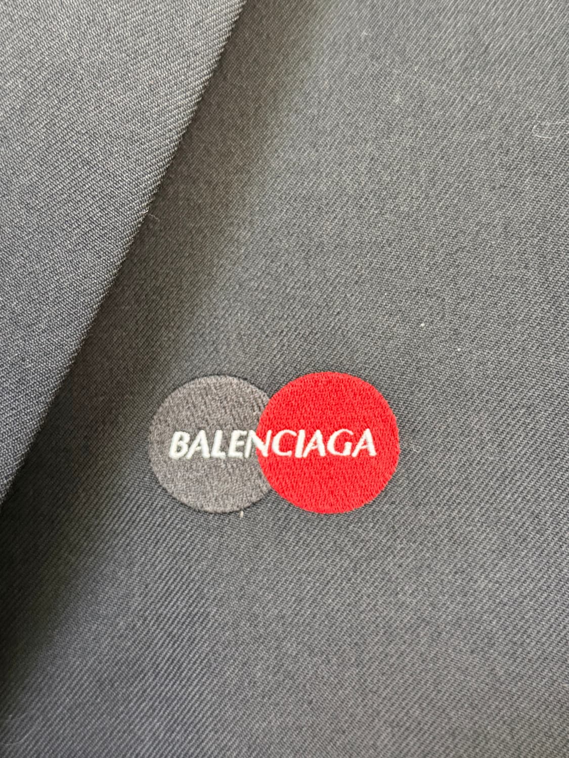 [32] 발렌시아가 유니폼 마스터로고 오버핏 블레이저 상품이미지3