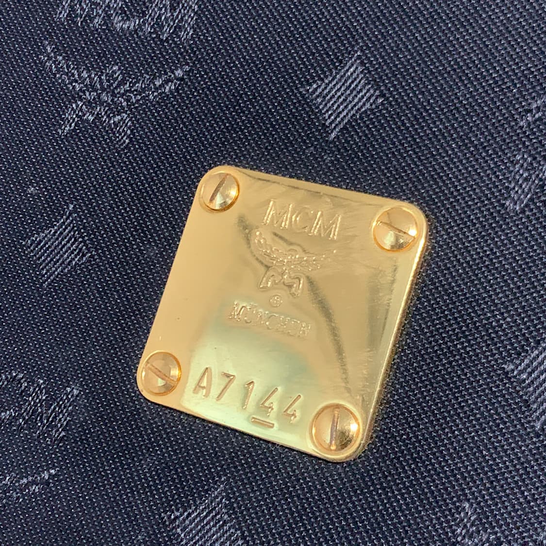 MCM 빅 숄더백 상품이미지2