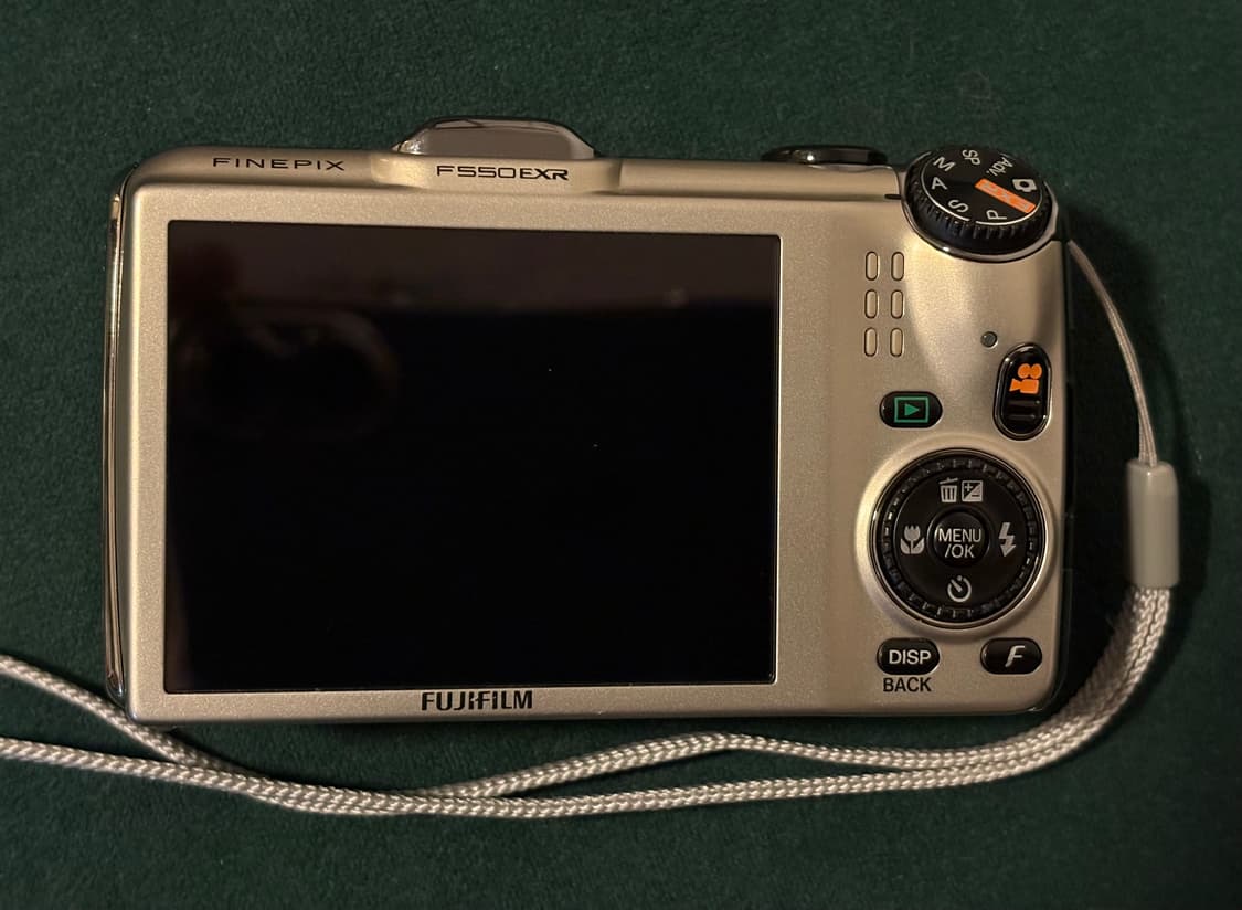 후지필름 fujifilm 파인픽스 f550exr 상품이미지2