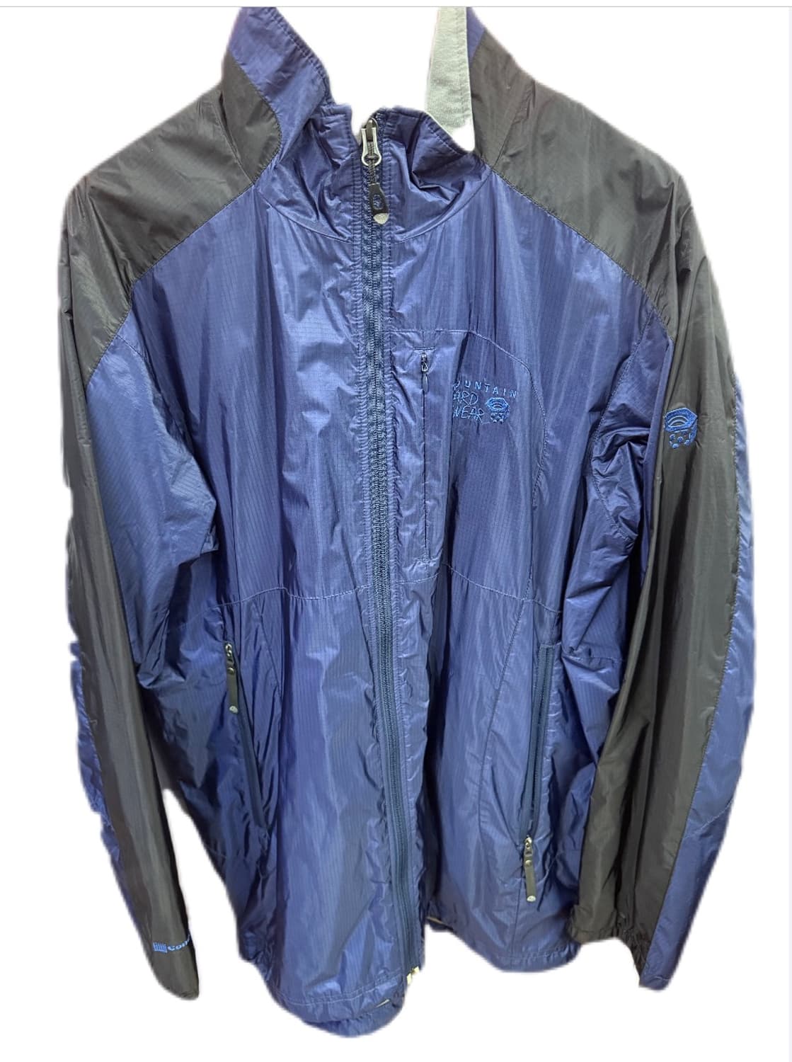 마운틴하드웨어 바람막이 상품이미지1