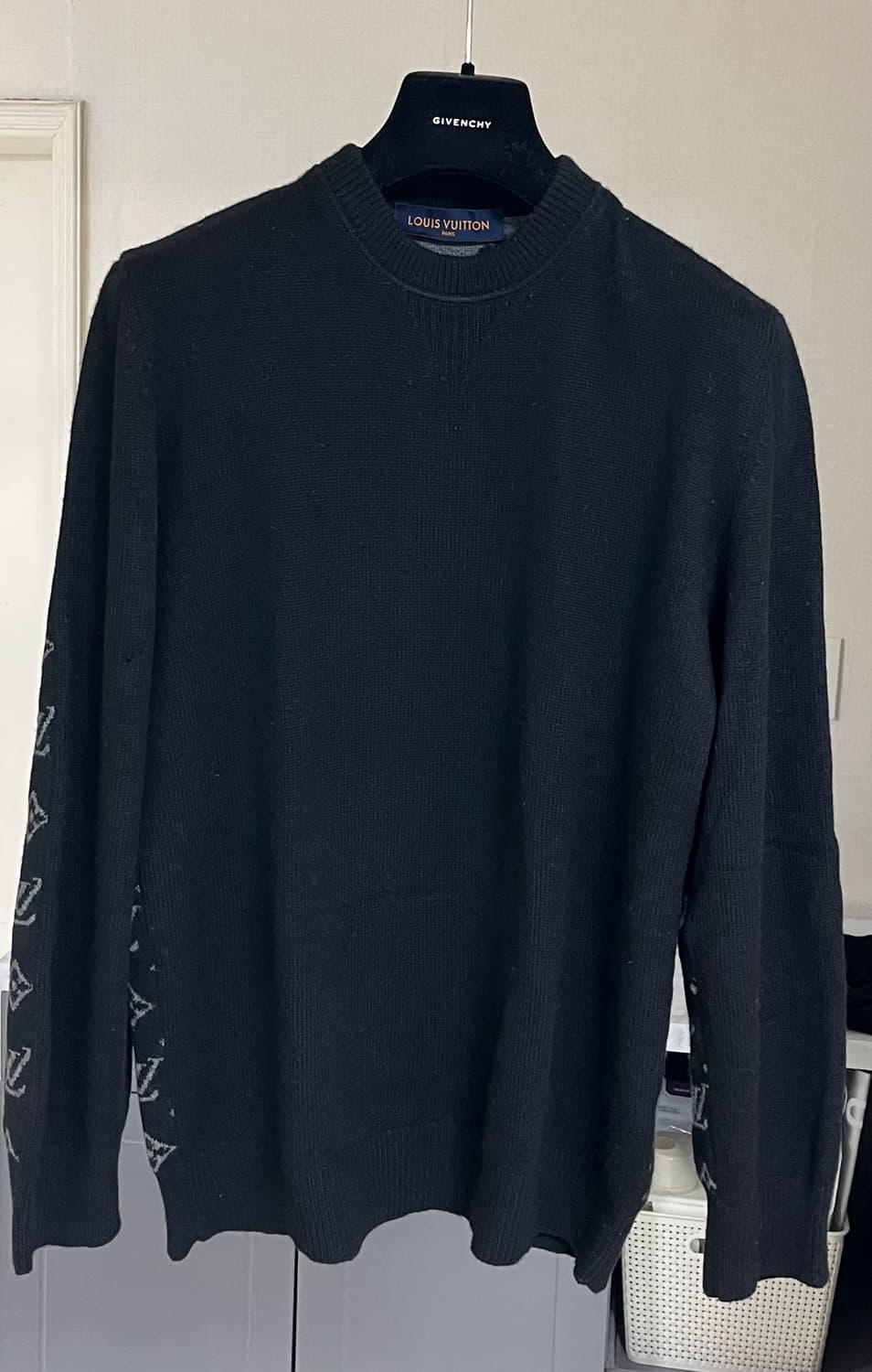 루이비통 / 하프앤하프 모노그램 캐시미어 니트 / 블랙 / M 상품이미지1