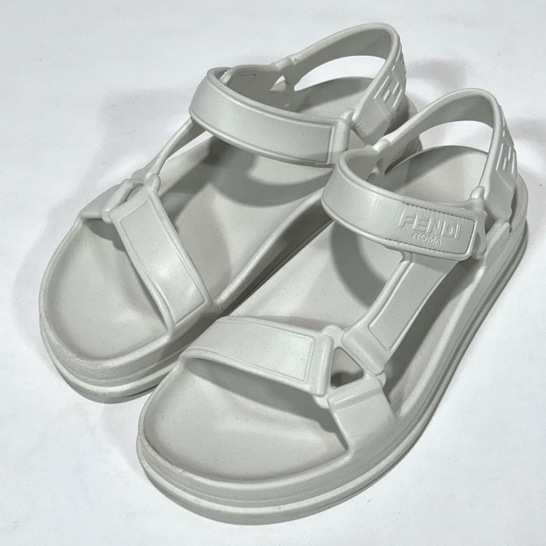 펜디 FF로고 벨크로 샌들 상품이미지1