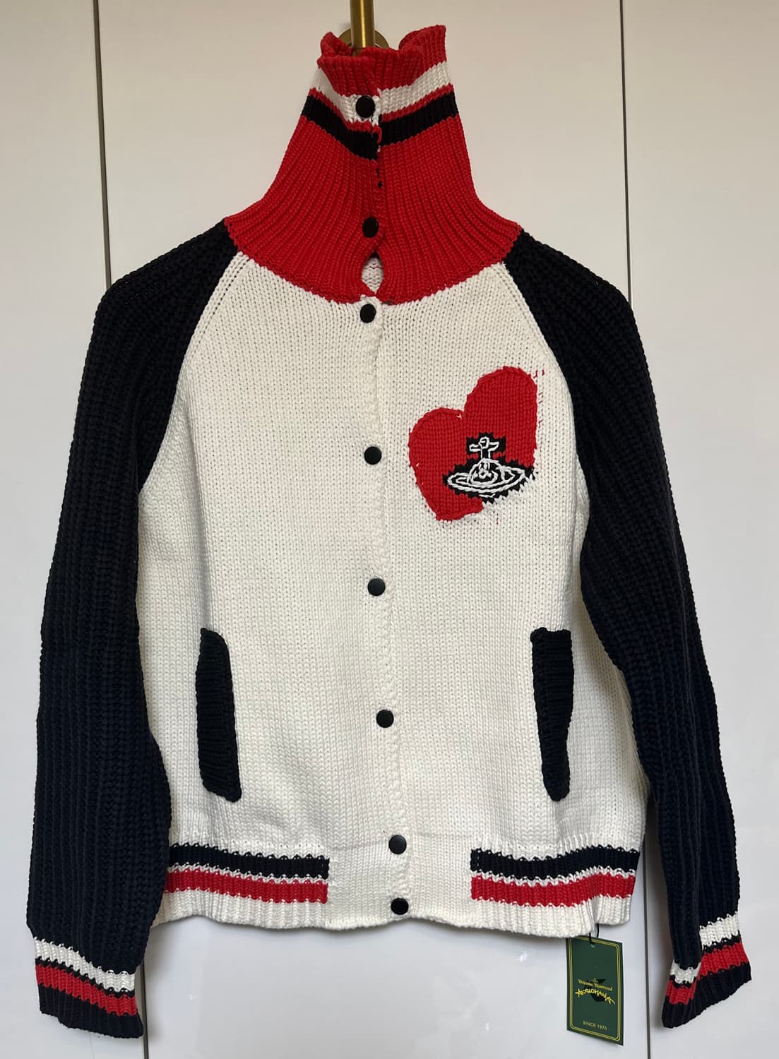 비비안웨스트우드 하트 니트 가디건 집업 상품이미지1