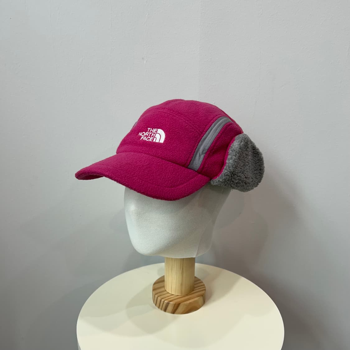 노스페이스 핑크 플리스 이어플랩 캡 상품이미지5
