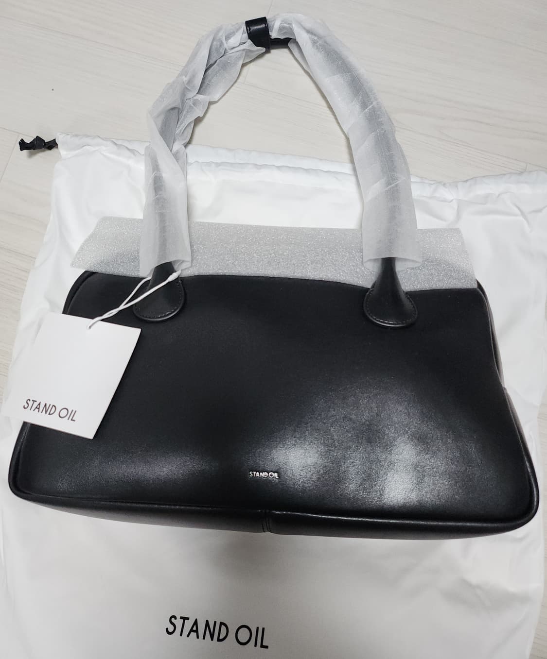 새상품 스탠드오일 모모백 라지 블랙 상품이미지3