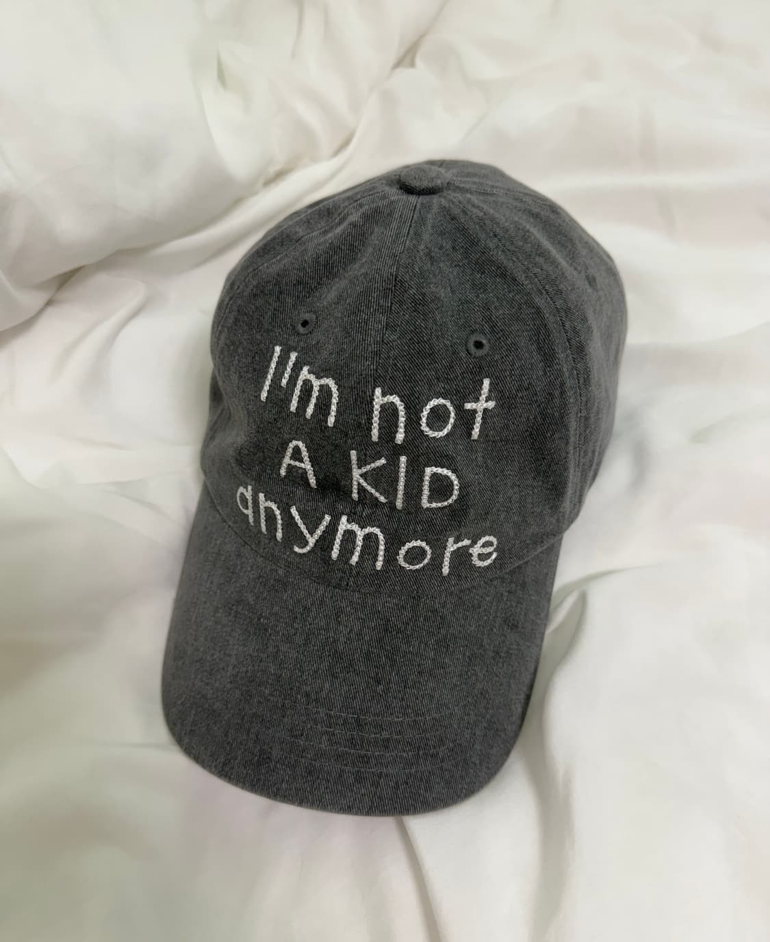 유희 LETTERING WASHING BALL CAP CHARCOAL 상품이미지1