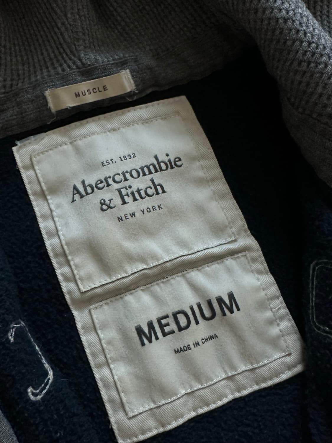 아베크롬비 자수 로고 네이비 후드집업 상품이미지2