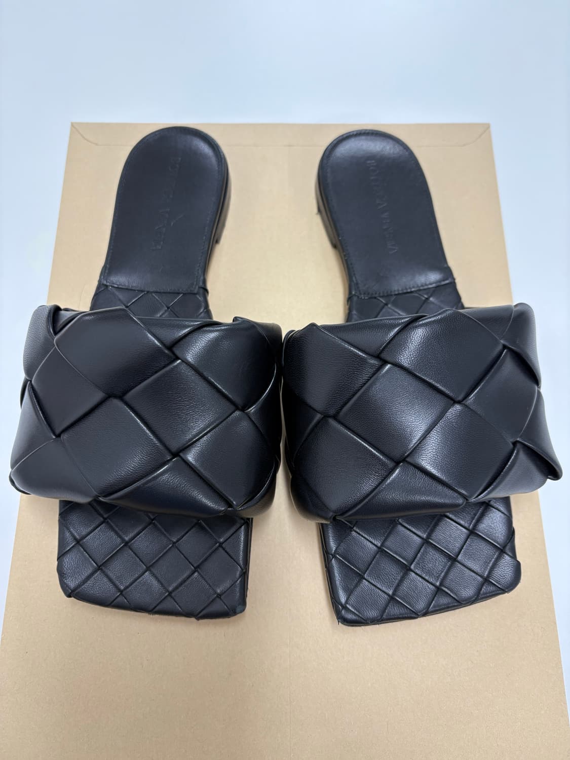 보테가베네타 리도 뮬 37 블랙 상품이미지1