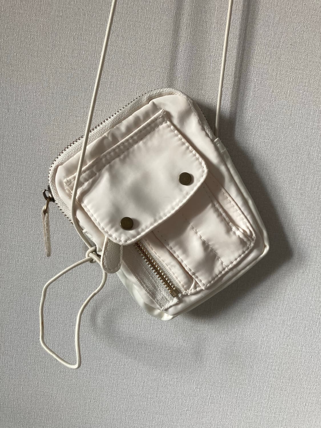 기준 미니백 나일론 화이트 상품이미지8