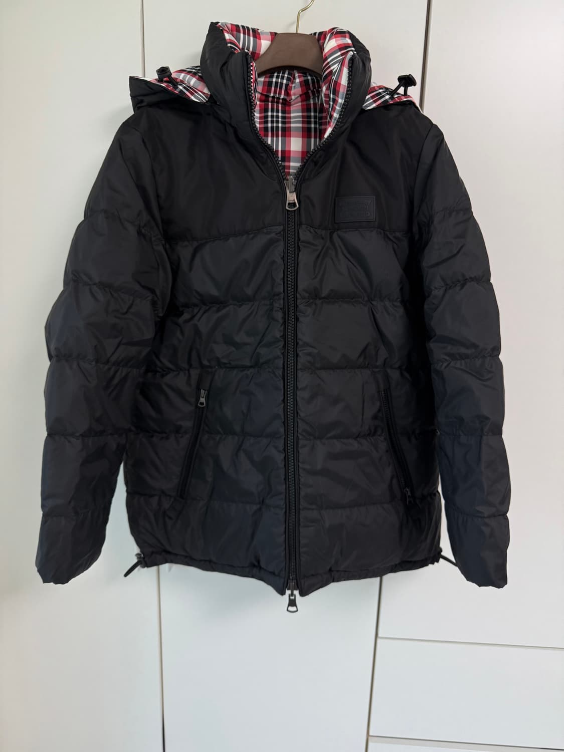 버버리 리버시블 구스 패딩 상품이미지1
