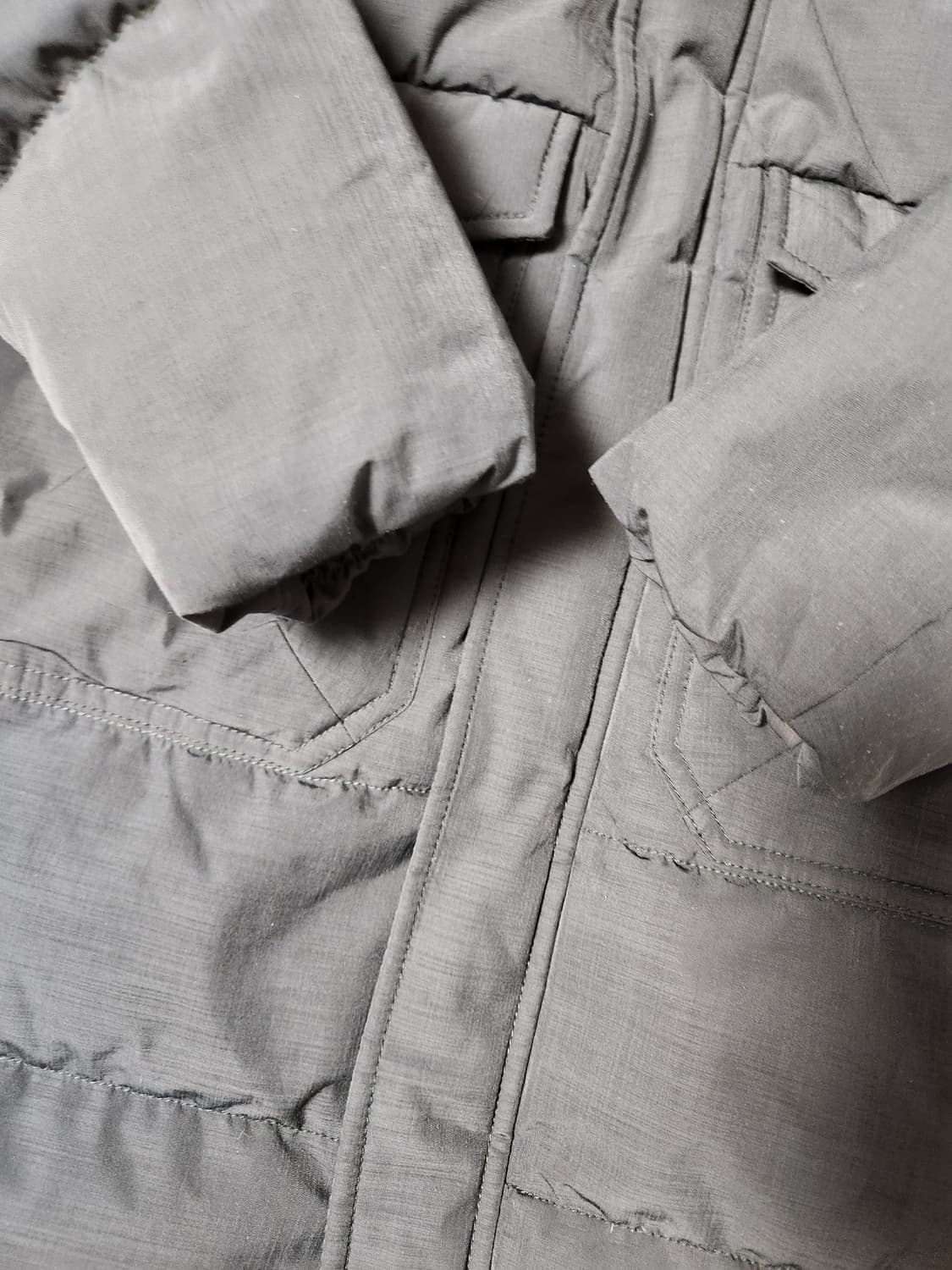 K2 여성 롱패딩 90사이즈 판매합니다. 풍성한 퍼가 달려있고. 1월 1 상품이미지4