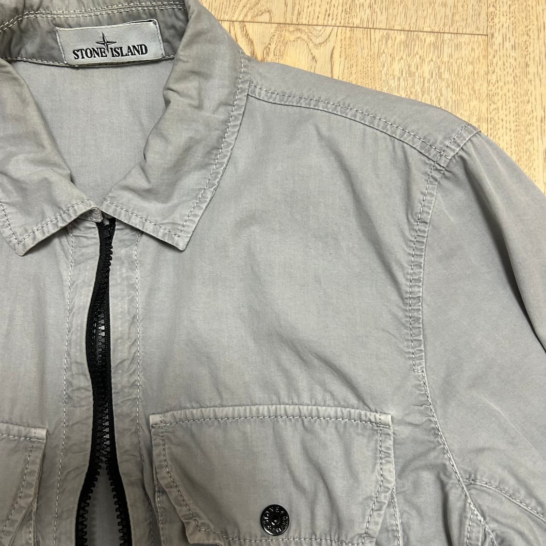 스톤 아일랜드 113WN 올드이펙트 오버셔츠 그레이 상품이미지2