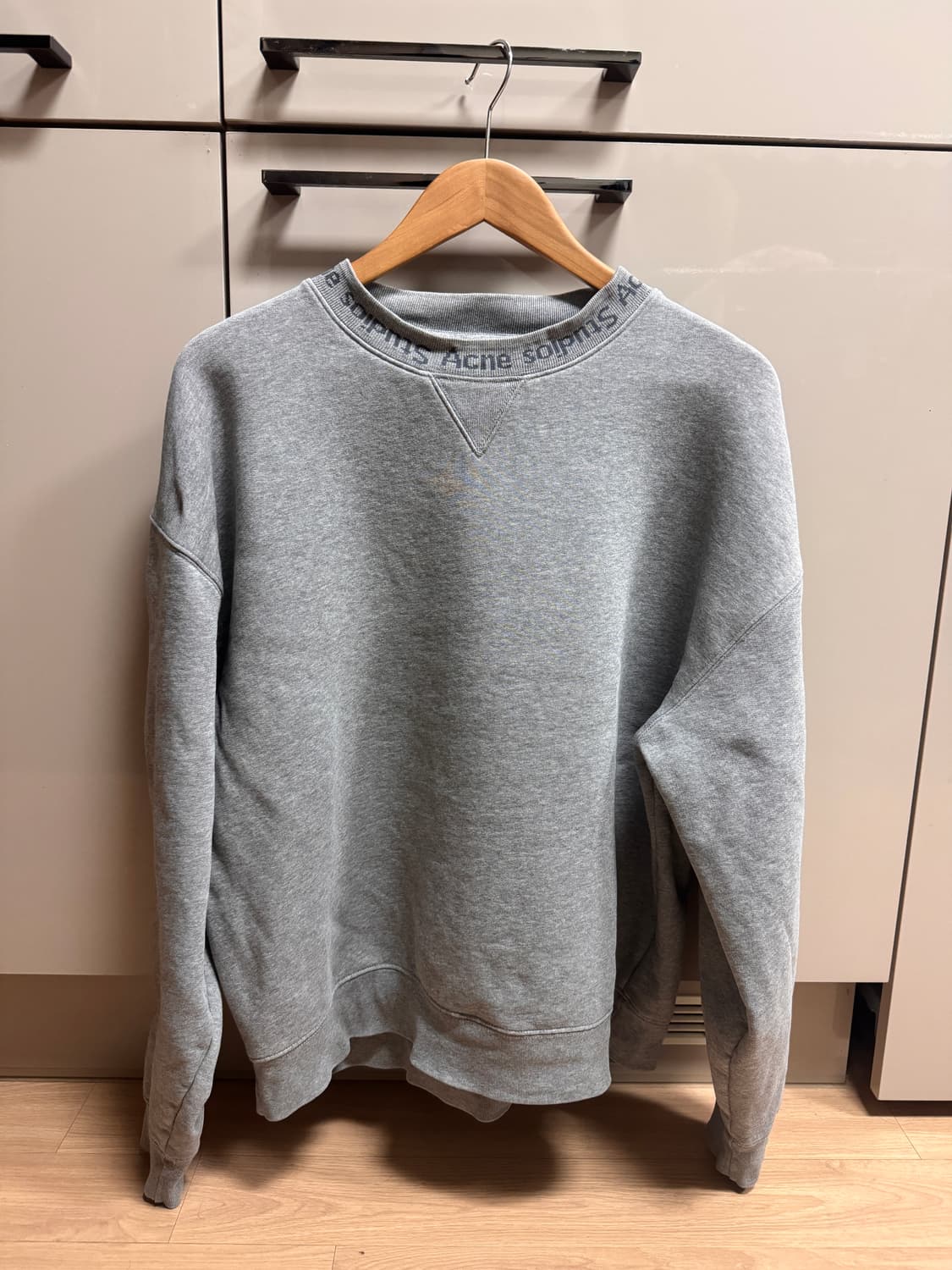 아크네스튜디오 기모 맨투맨 M 상품이미지1