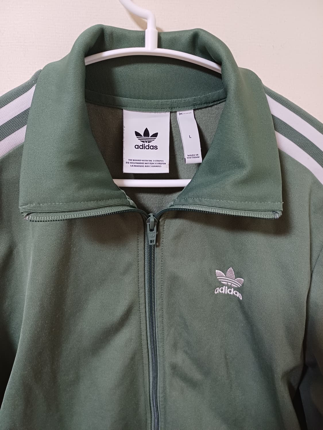 아디다스 베켄바우어 카키 트랙탑 져지 상품이미지2