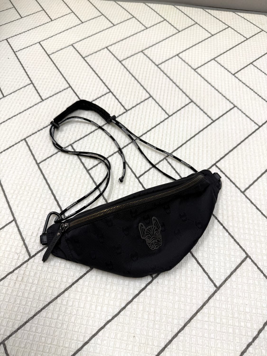 라이프워크 미니 힙색 크로스백  상품이미지1