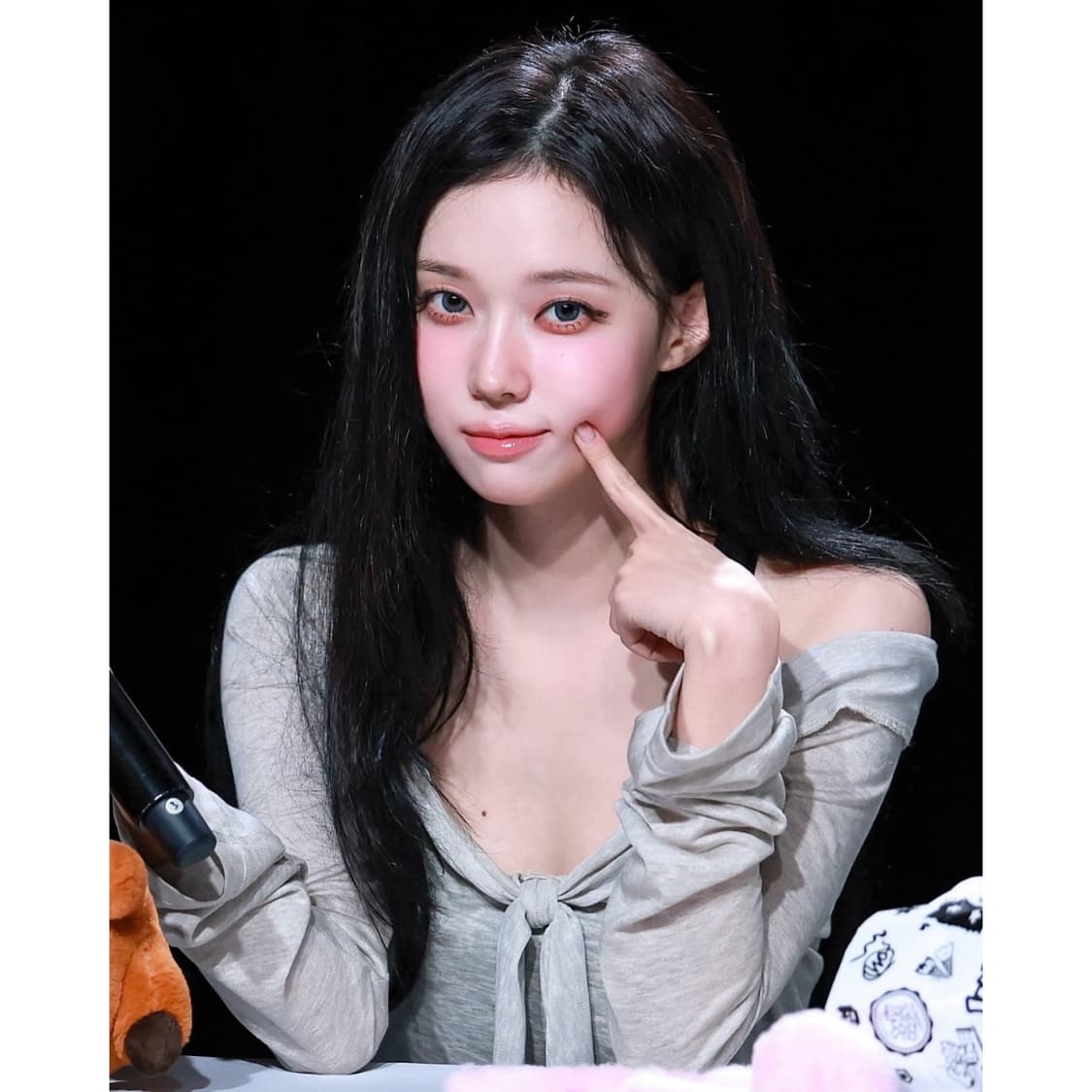 오운서 마리나 무드 소프트 숄더 티 베이지그레이 탑 윈터 상품이미지8