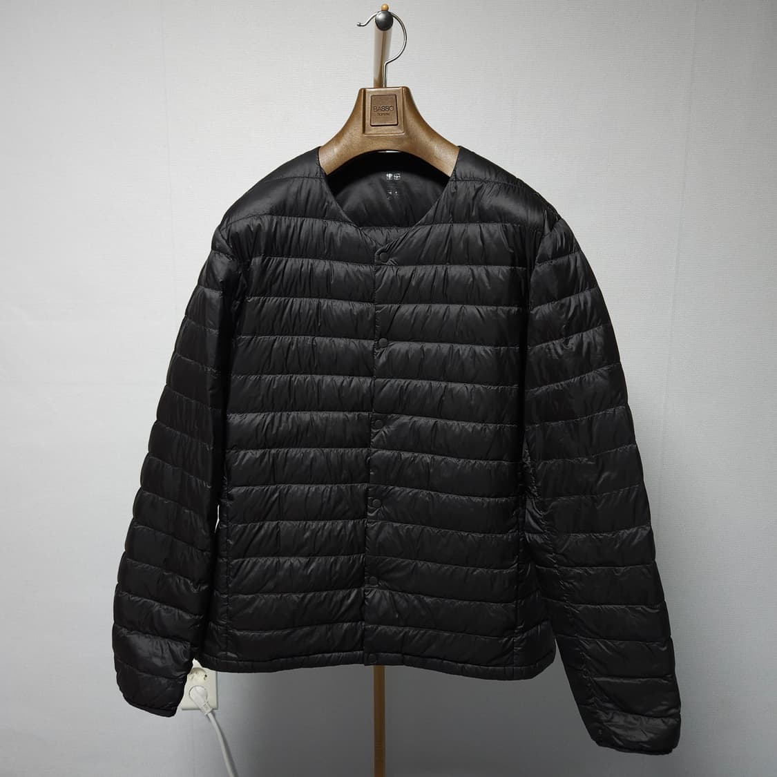 XL ) 유니클로 남성 경량패딩 블랙 상품이미지1