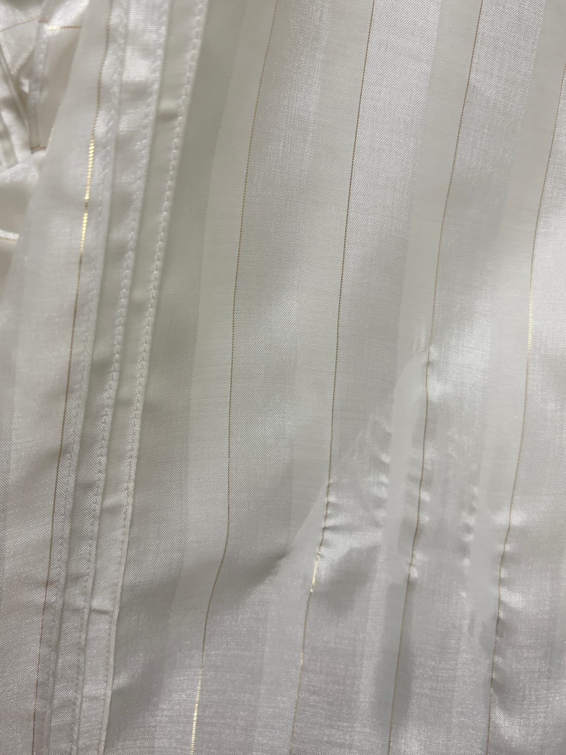 Tokyo Blouse 화이트 골드 러플 블라우스 상품이미지3