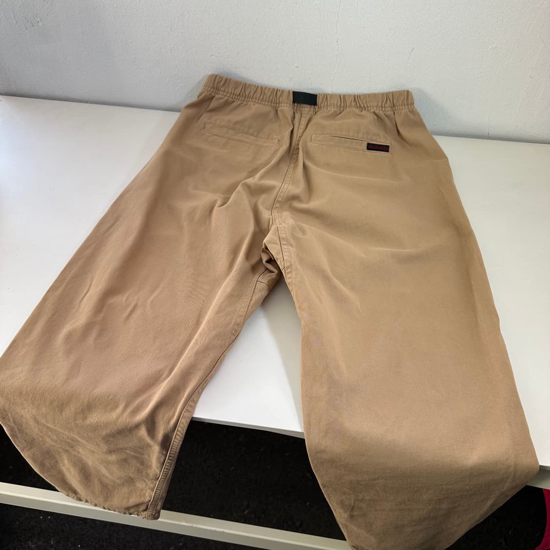 M 그라미치 베이지 벨티드 레귤러핏 퍼티그팬츠 상품이미지3