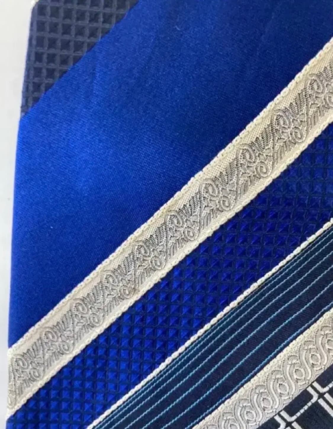 잔프랑코페레 넥타이 상품이미지9