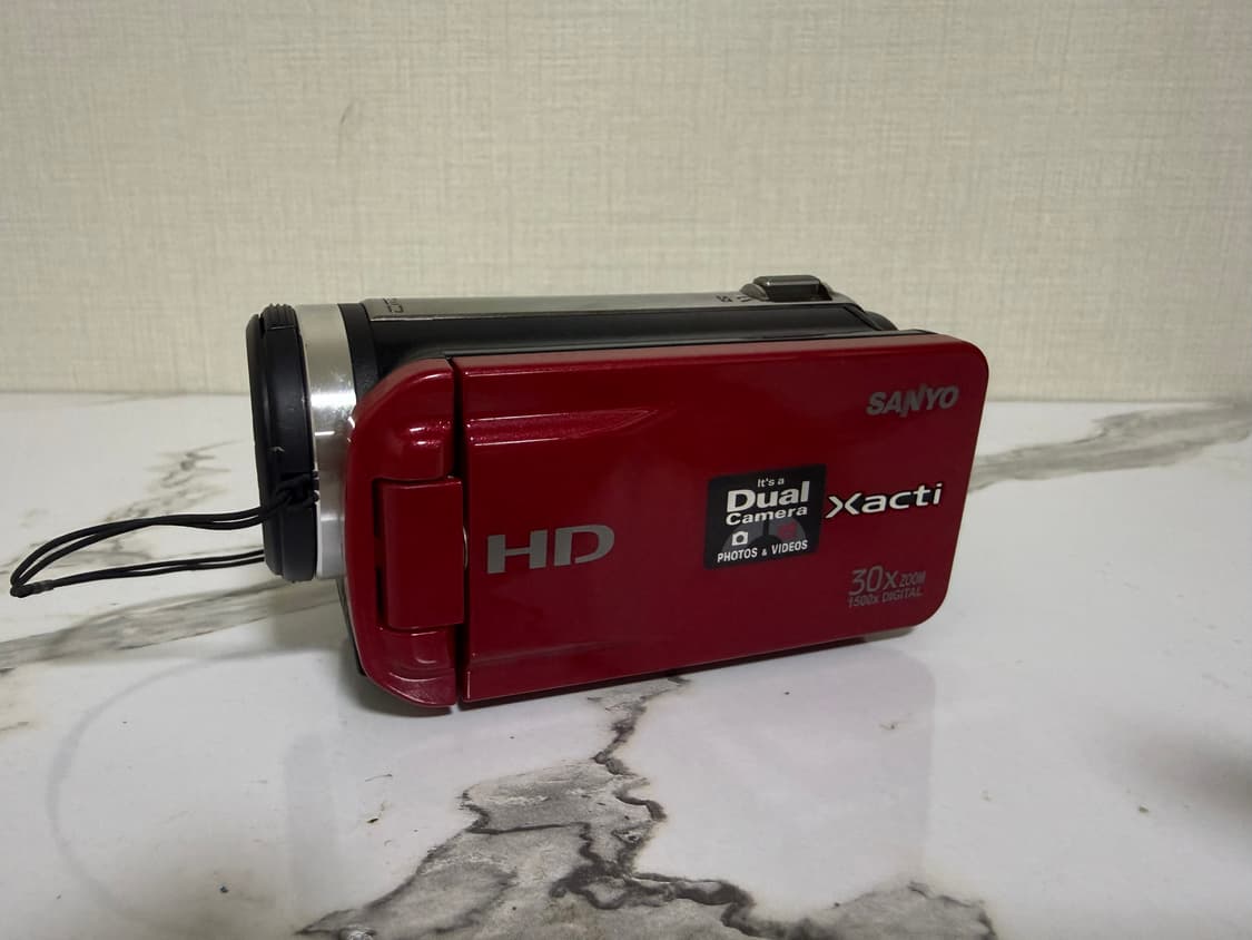 산요 Xacti 캠코더(VPC-TH1)뉴진스 캠코더 상품이미지1
