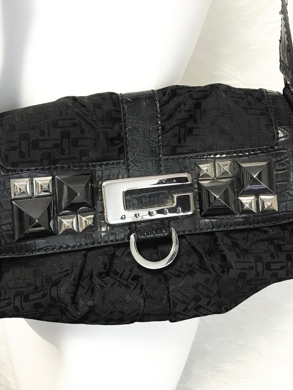 택포•빈티지 guess 게스 스터드 버클 숄더백 가방 상품이미지4