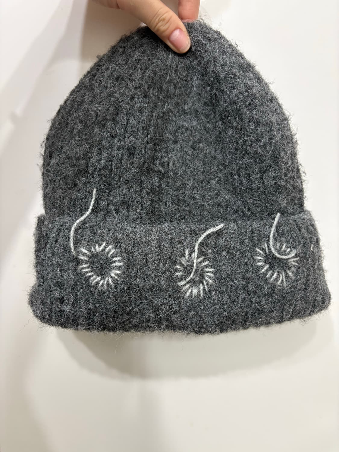 노우트 비니  차콜 상품이미지1