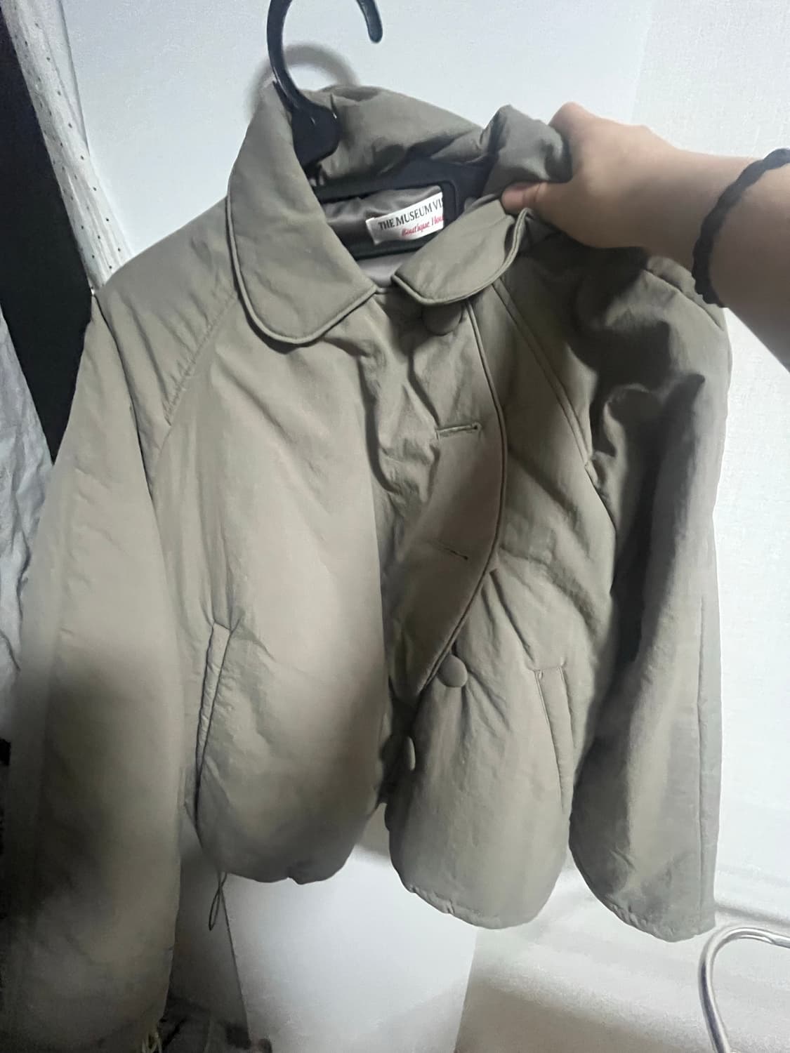 더뮤지엄비지터 자켓 상품이미지1