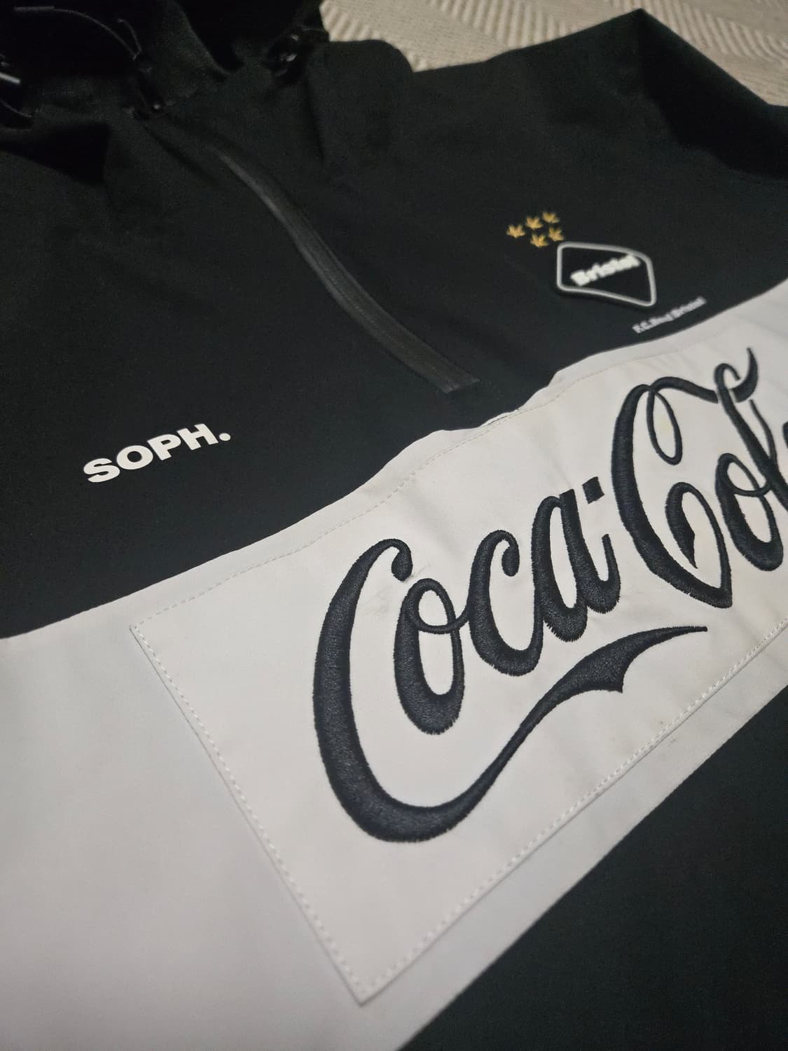 F.C REAL Bristol Coca-Cola Half Zip 아노락 상품이미지3