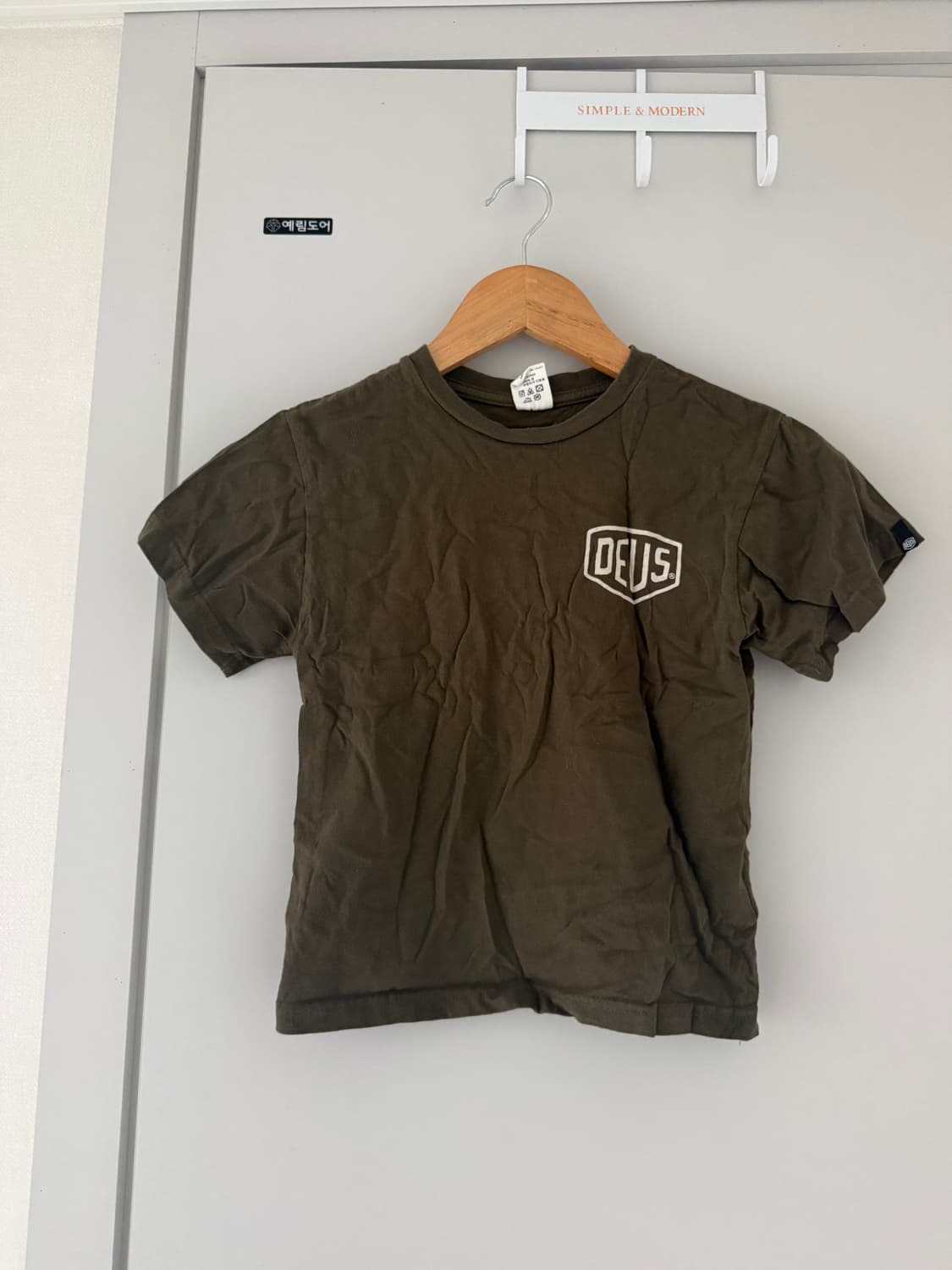 데우스 티셔츠 상품이미지1