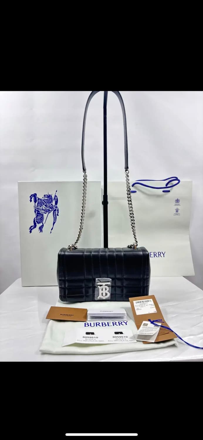 (새상품)버버리 퀼팅 램스킨 스몰 롤라 백 블랙 8059510 상품이미지2
