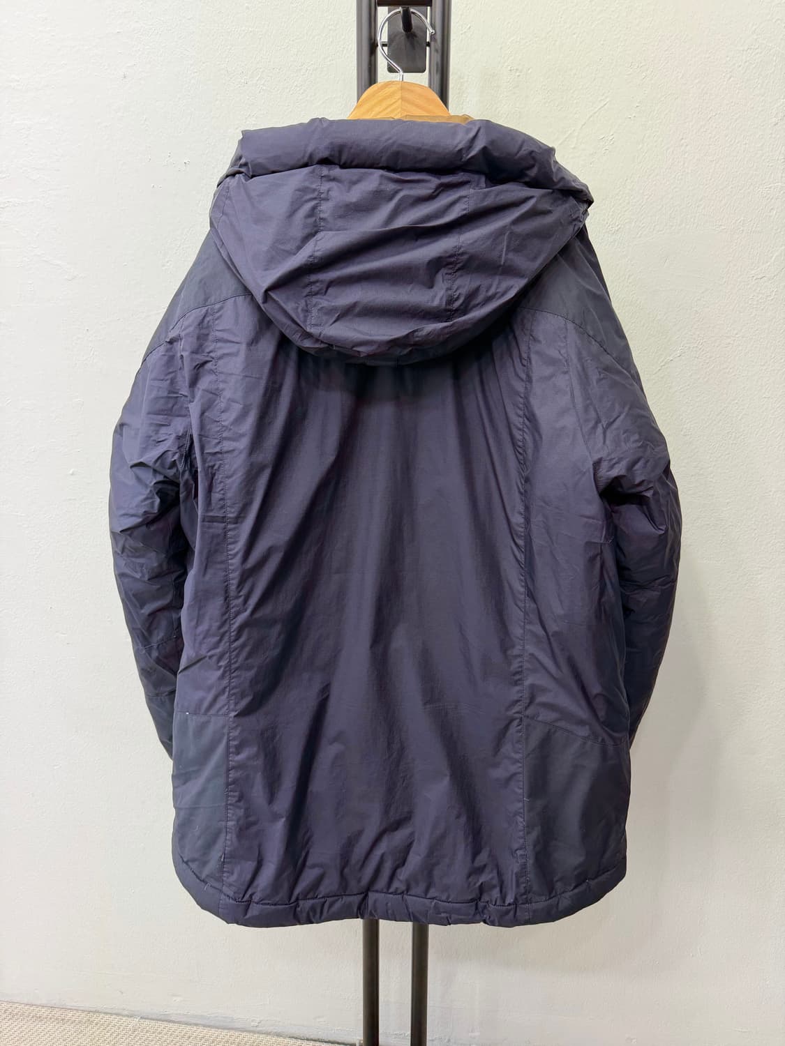 정품) 콜롬비아 남성 대장급 패딩 L 상품이미지5