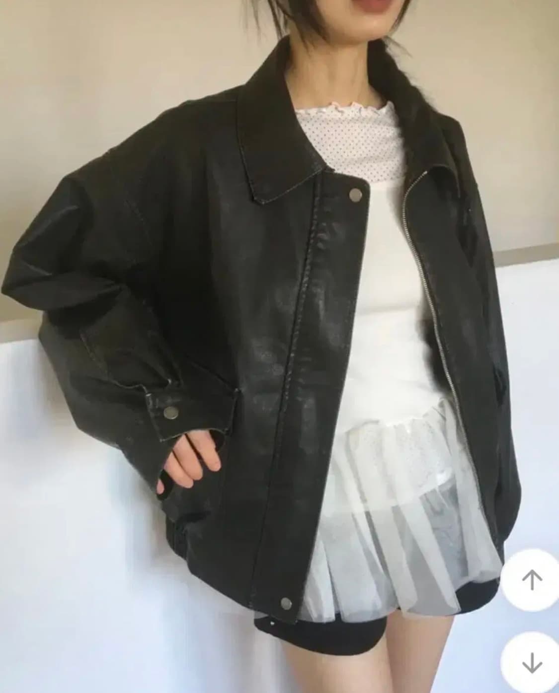 원더원더 블룸 빈티지 워싱 포켓 박시 레더 자켓 상품이미지1