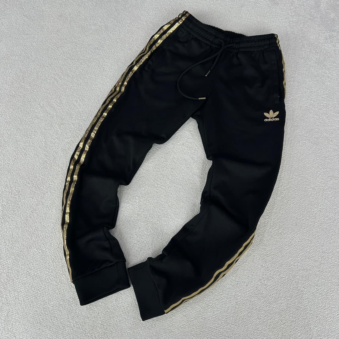 아디다스 블랙/골드 삼선 트레이닝 바지 m 상품이미지1