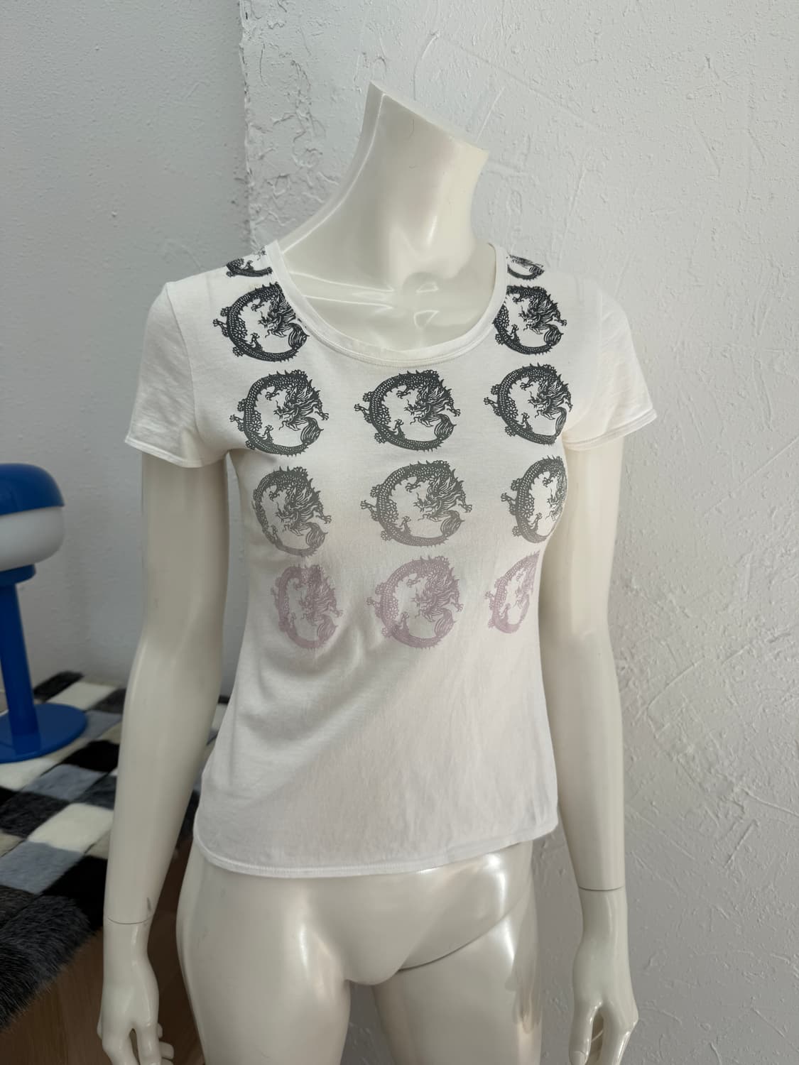 빈티지 VIVIENNE TAM 화이트 드래곤 티셔츠 상품이미지1