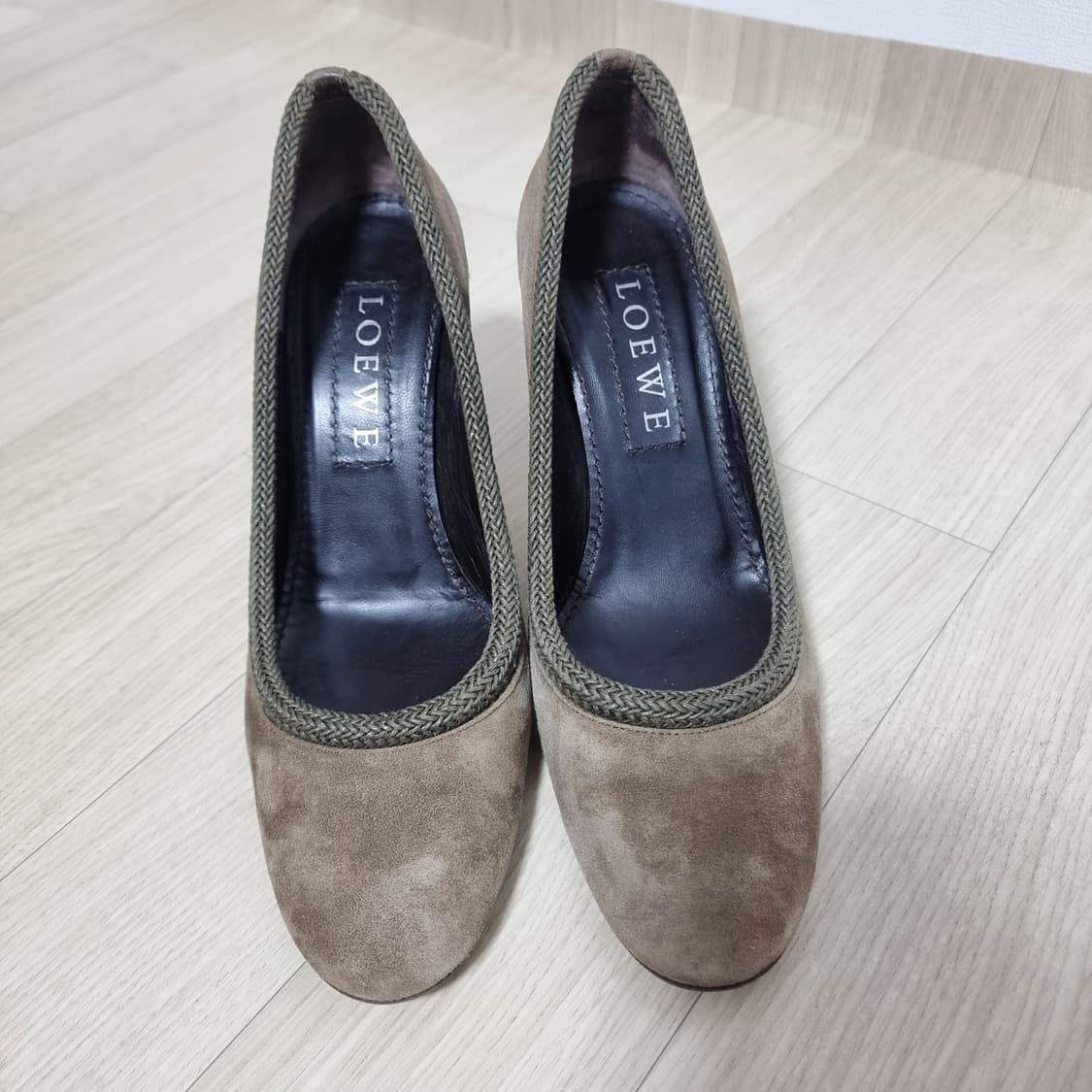 로에베 LOEWE 스웨이드 펌프스 하이힐 구두 (37/240/굽8cm) 상품이미지6