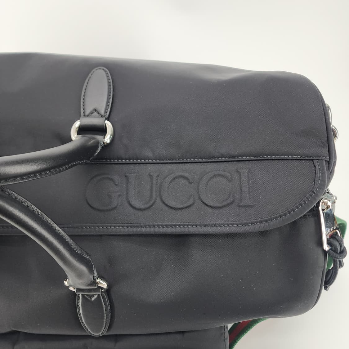 초민트급 구찌 이정재 라지 더플백 블랙 나일론 보스턴백 반둘리에 상품이미지4