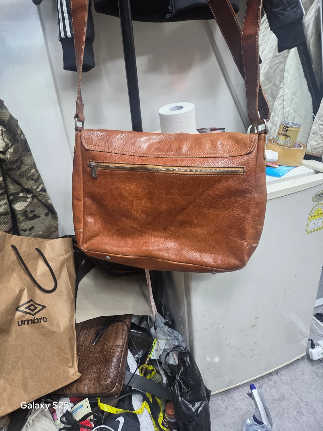 키아루치   브라운   가죽백 상품이미지5