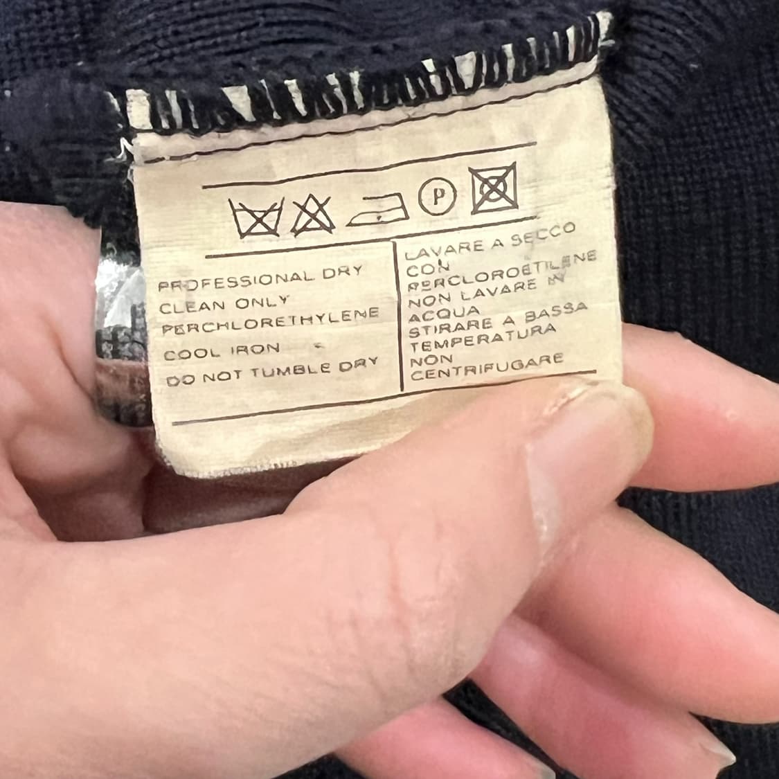 살바토레페레가모 간치니 버클 니트가디건 s08789 상품이미지7