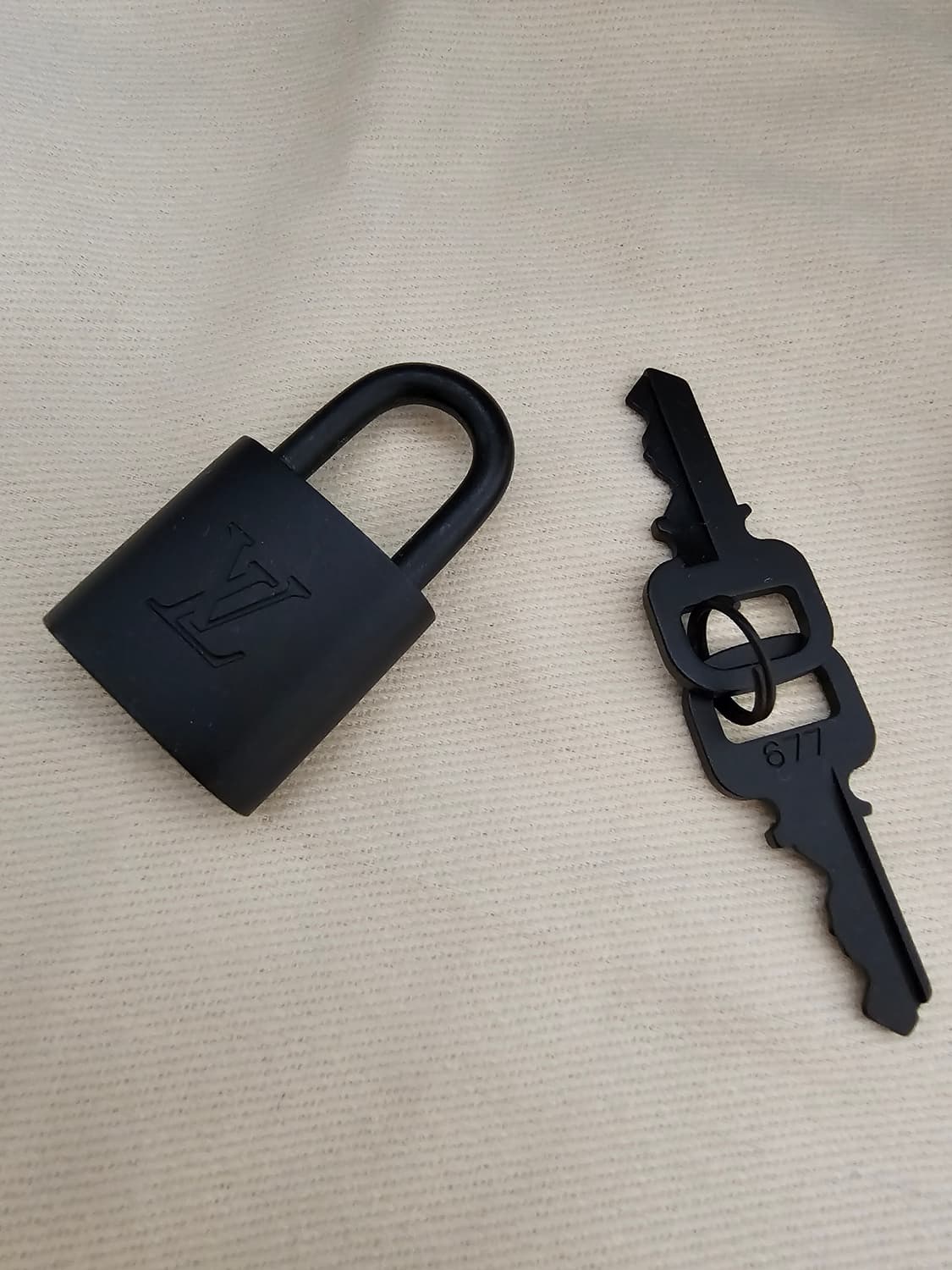 루이비통 쉐도우 키폴50 올레더 그레이 신형 (새상품) 상품이미지7