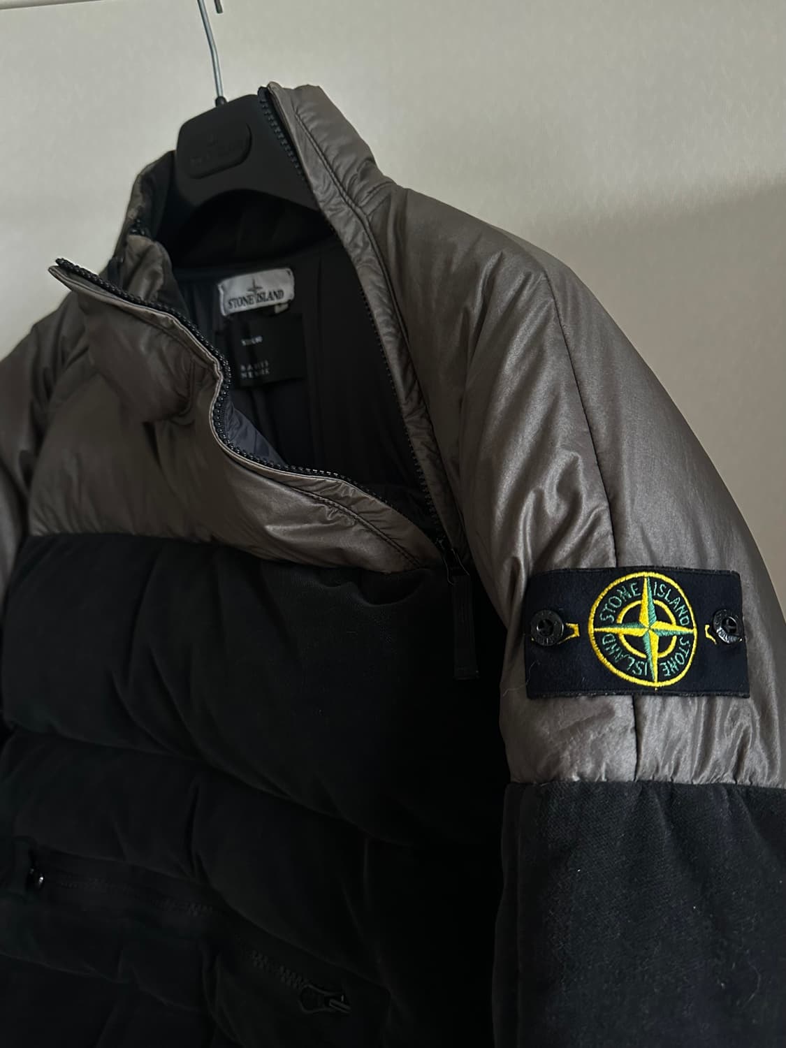 스톤아일랜드 x 바니스뉴욕 벨벳 아노락 L(105) 블랙 상품이미지2